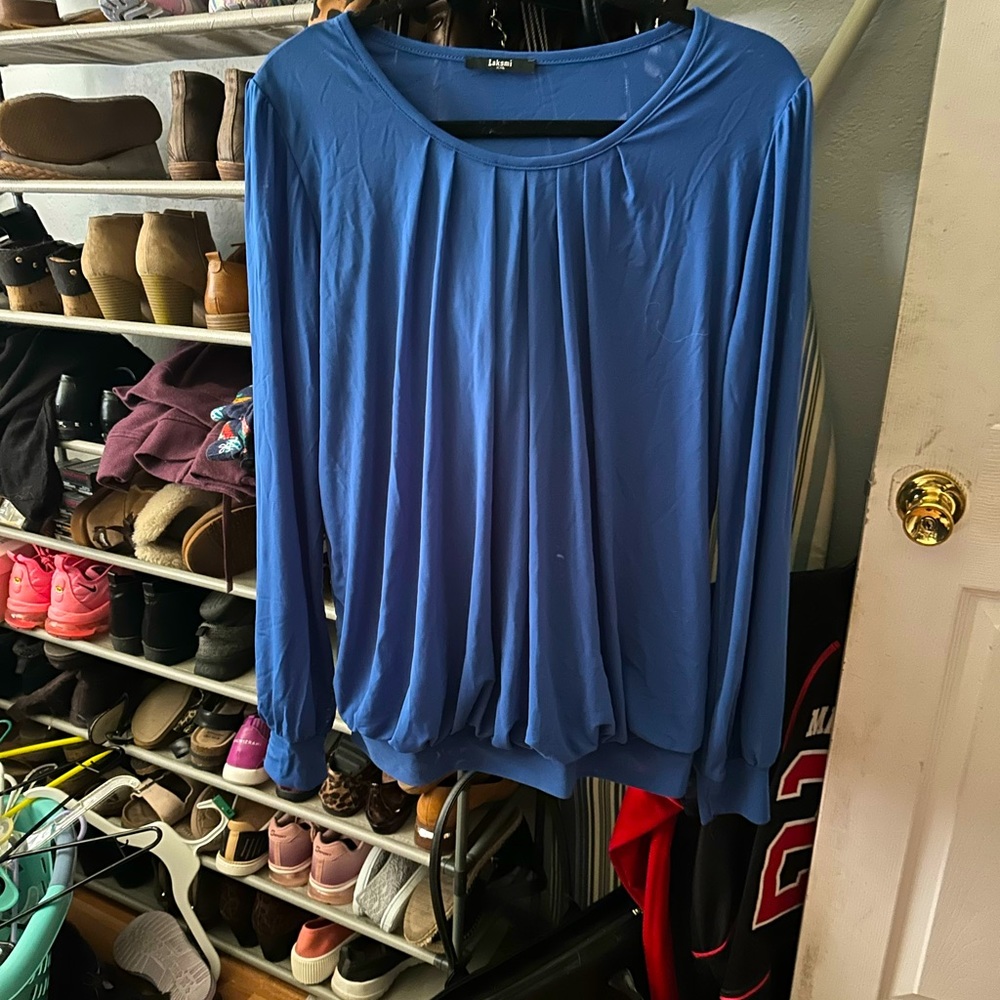 Blue blouse